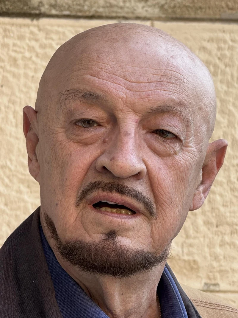 Ἀμβράζης Χρῆστος